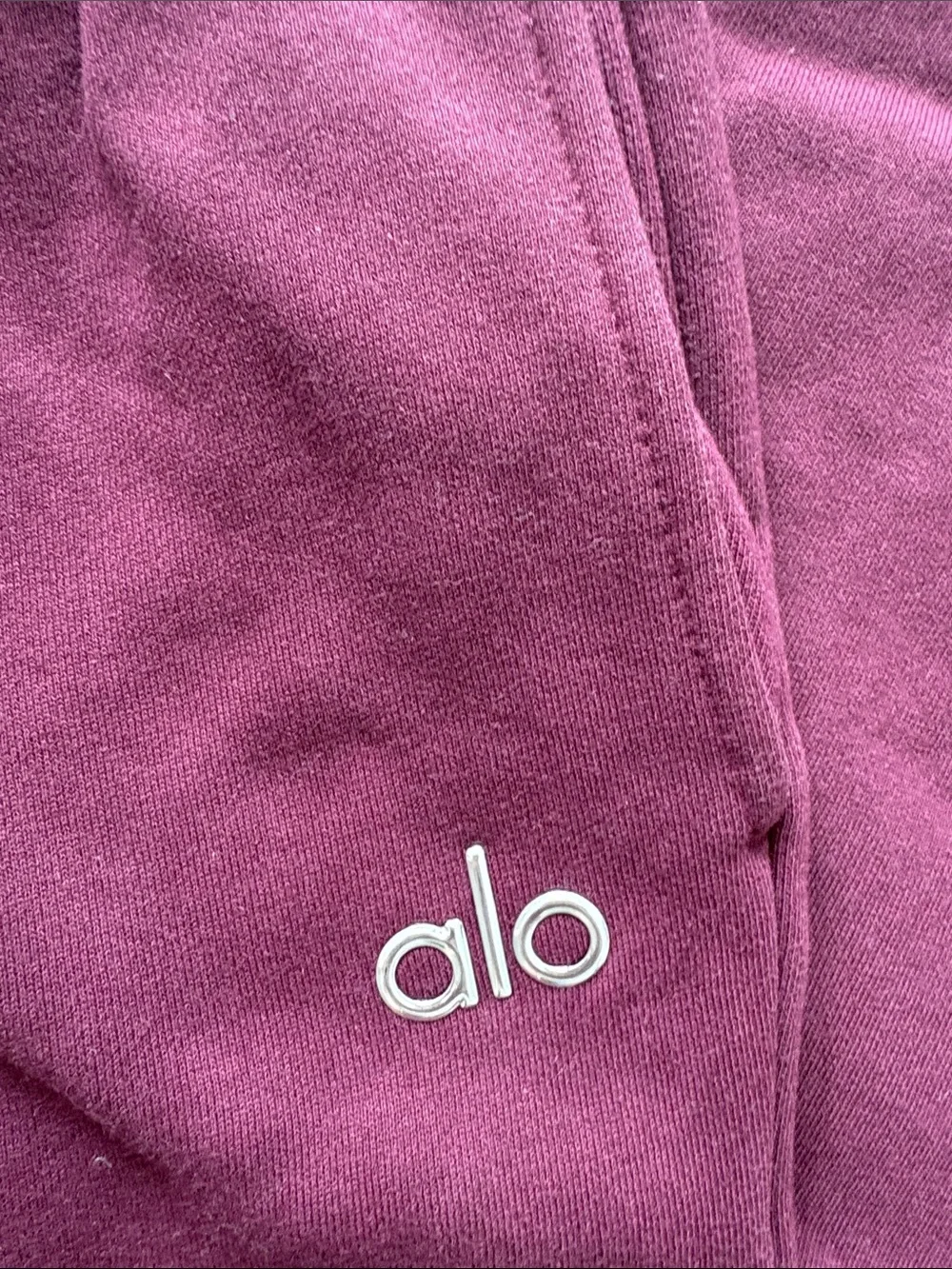 ALO Accolade Straight Leg Sweatpants